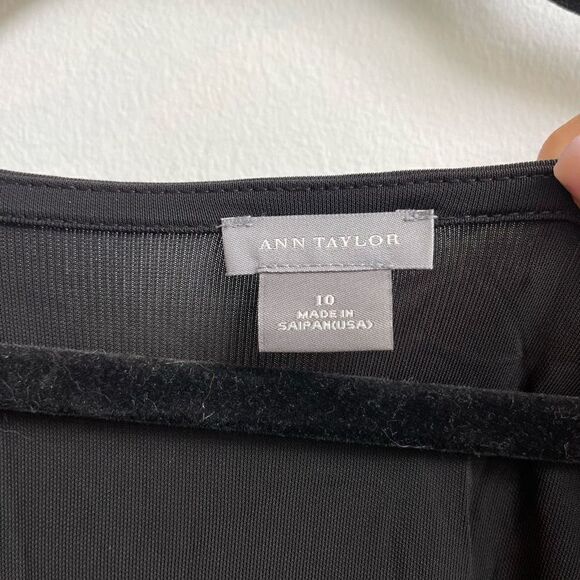 Ann Taylor Women's Wrap Long Sleeves Black Midi Dress Size 10 - Picture 3 of 5